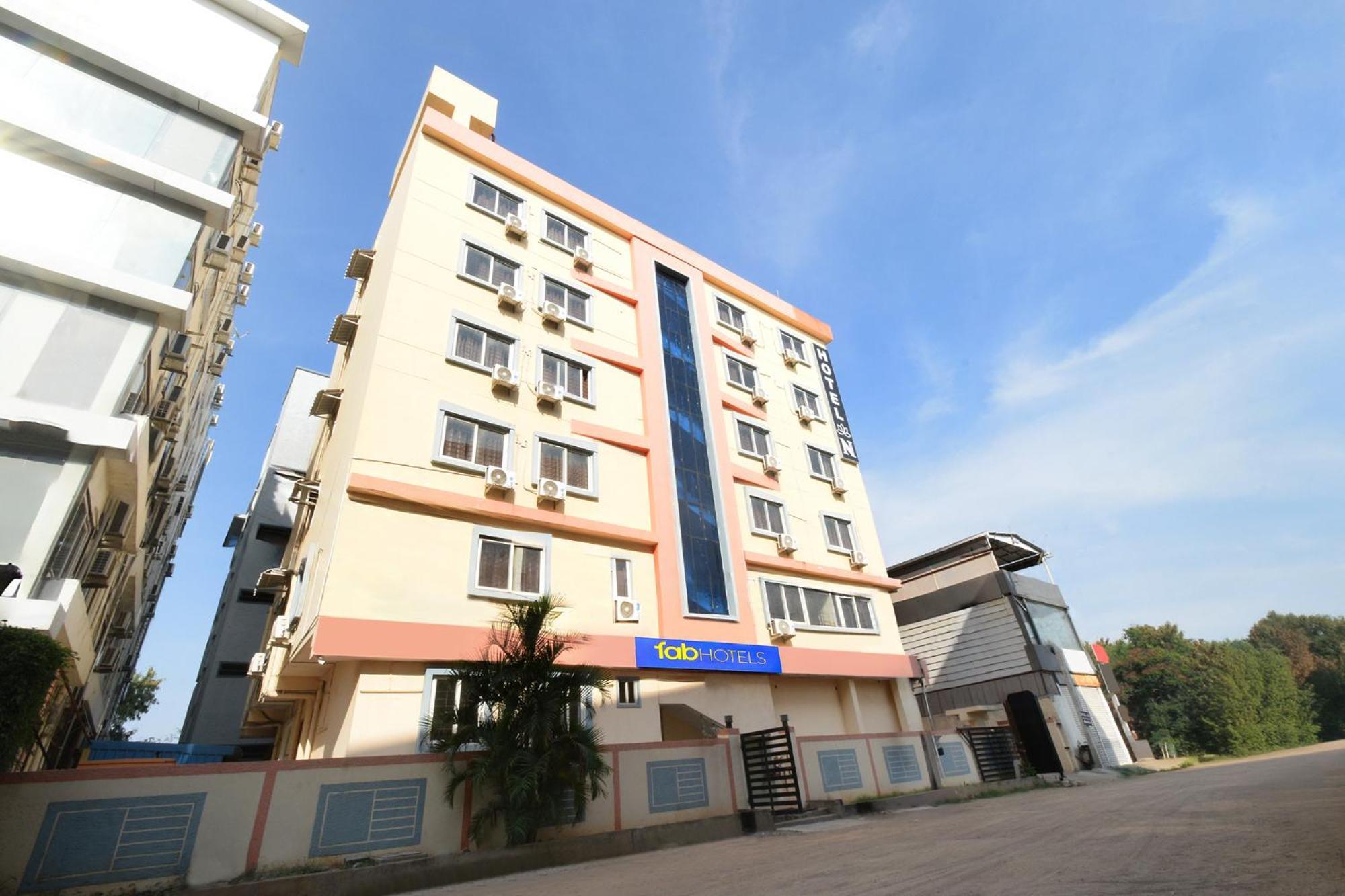 Fabhotel N Residency, Hitech City - 350M From Yashoda Hospital, Hitech City Hyderabad Exterior photo