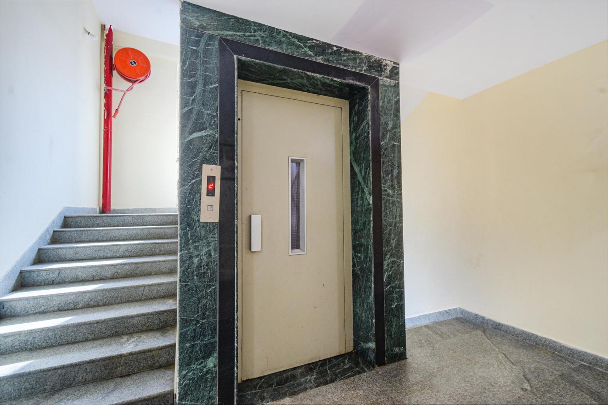 Fabhotel N Residency, Hitech City - 350M From Yashoda Hospital, Hitech City Hyderabad Exterior photo