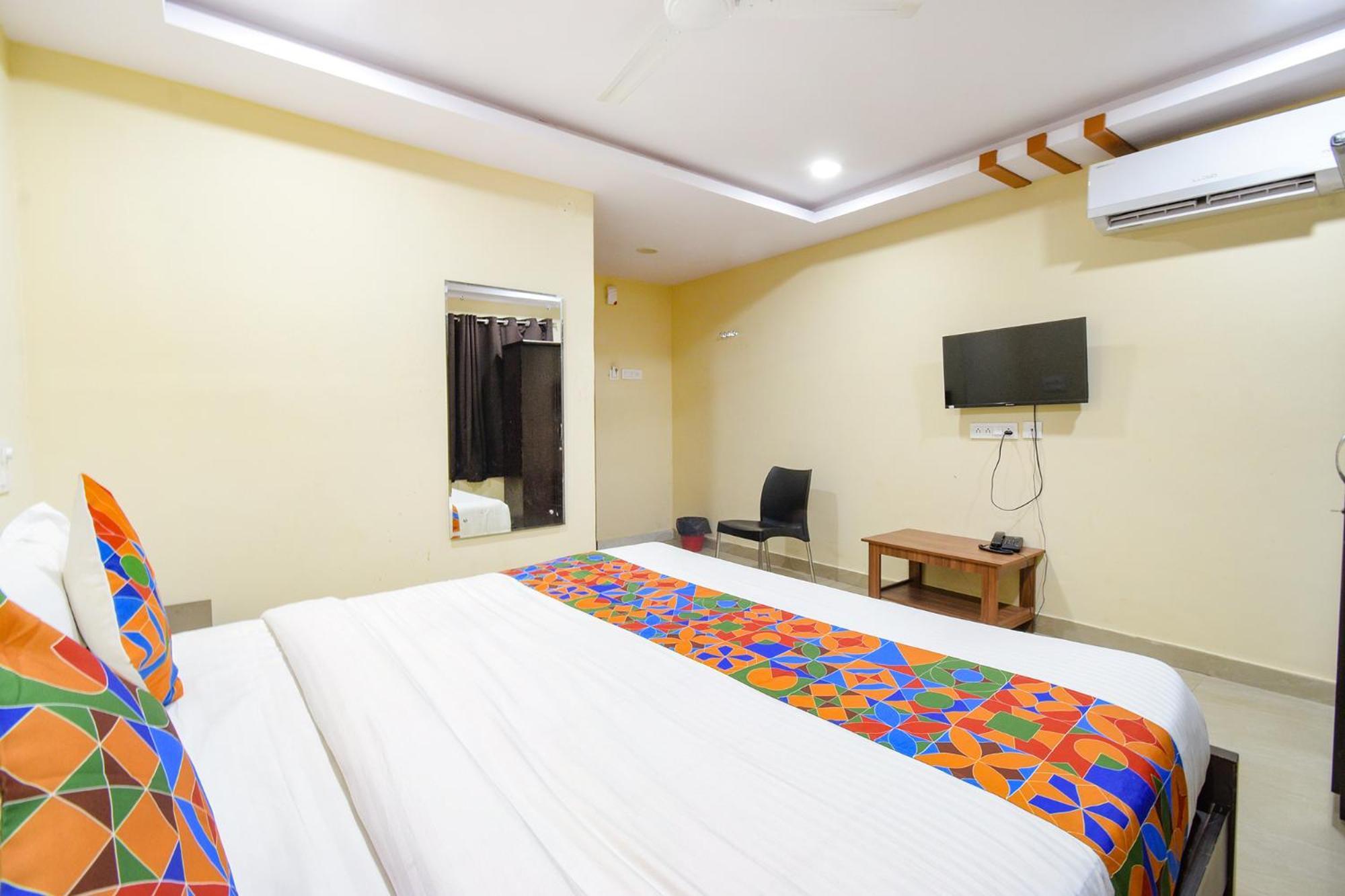 Fabhotel N Residency, Hitech City - 350M From Yashoda Hospital, Hitech City Hyderabad Exterior photo